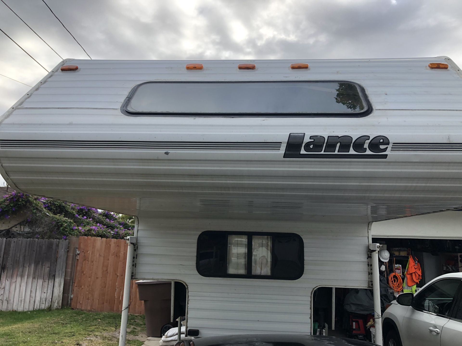 Lance Squire Lite 186