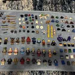Lego Minifigure & Accessories Lot