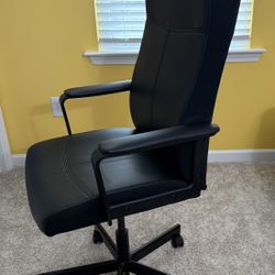 2 Office Chairs