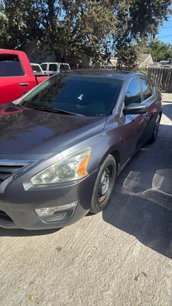 Nissan Altima  2013