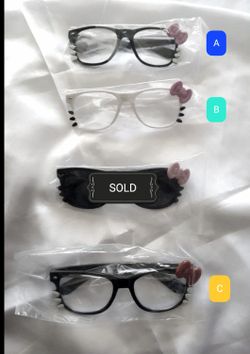 Hello Kitty Glasses: New