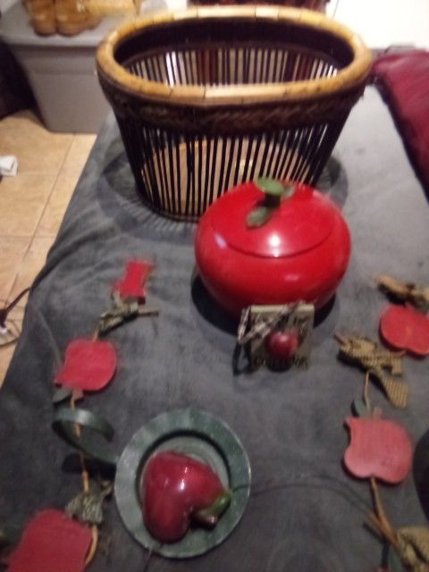 Apple Decor