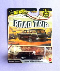 Hot wheels Car Culture Road Trip ‘64 Chevy Nova Station Wagon/Camionnette