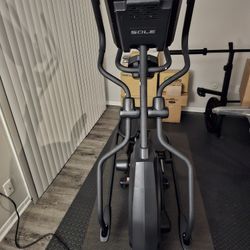 Sole E25 Elliptical (Brand New)