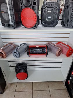 Portable Bluetooth Speakers Lot