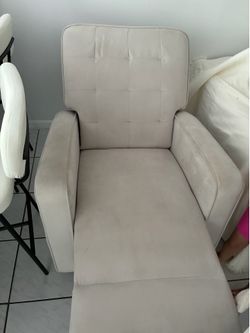 Gavin Nursery Glider Swivel Recliner Featuring LiveSmart Fabric by Culp - Linen