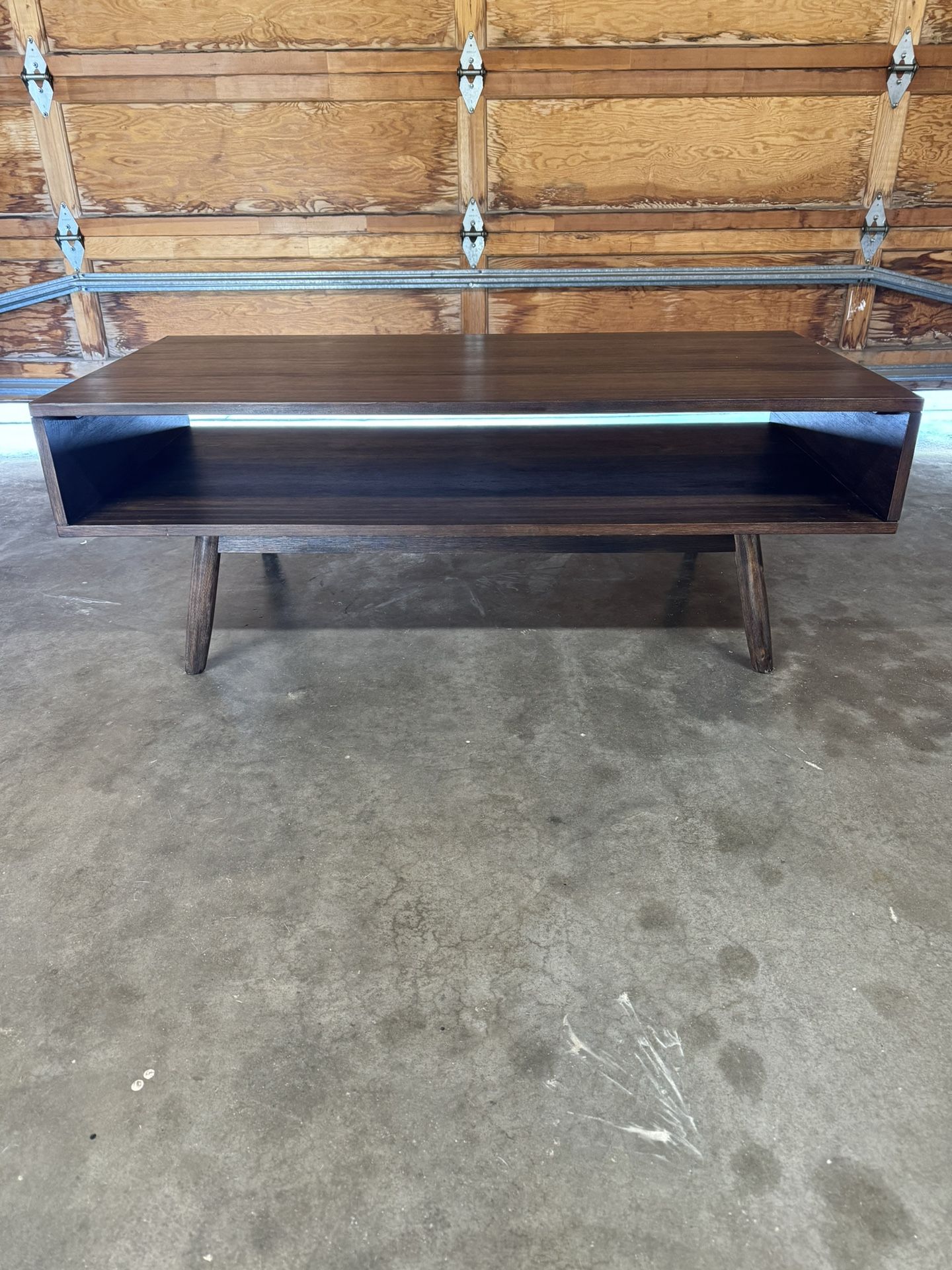 Coffee And Side Tables