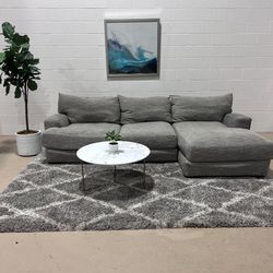 🛋️ Very Plush Gray Sectional sofa/couch 🚛 Delivery Available!