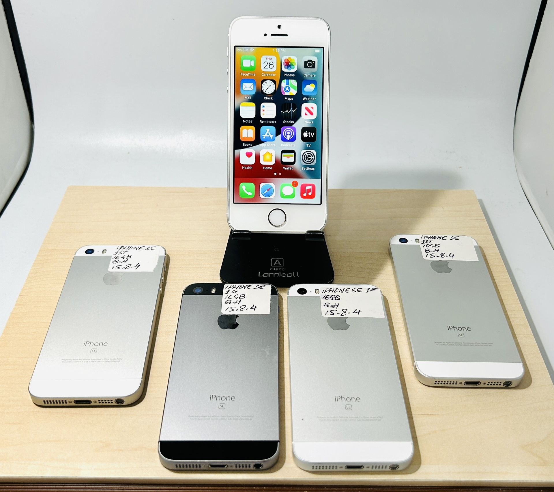 IPhone SE 1st Gen 16GB UNLOCKED 🔓 FULLY FUNCTIONAL IOS 15.8.4