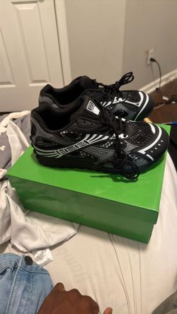 Bottega veneta size 8