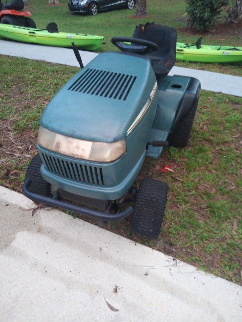 Craftsman 26 HP  Tractor 