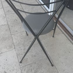 4 Modern Chairs For Sale 