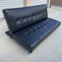*Free Delivery* Black Futon Couch Sofa Sleeper Bed