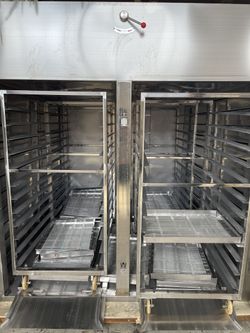Brand New -Commercial oven ( 4 Racks )
