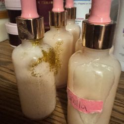 5 Vanilla Body Oil