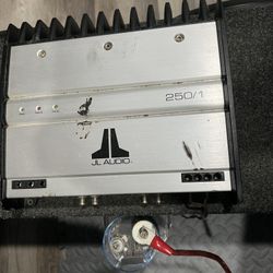 Car speaker 