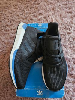 Adidas Swift Run Black Sneakers