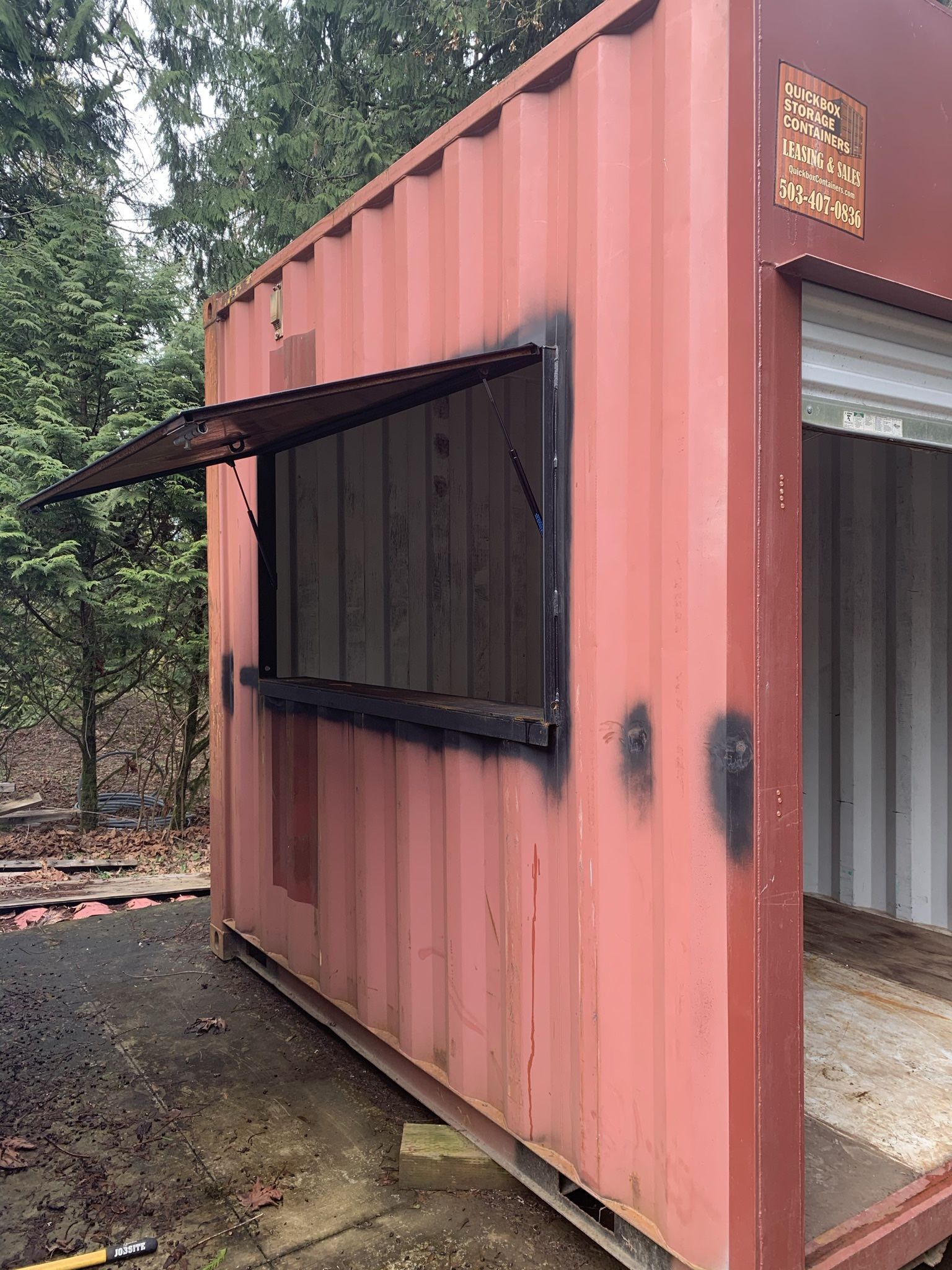 10’ SHIPPING CONTAINER for Sale in Saint Paul, OR OfferUp