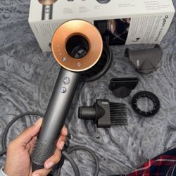 Dyson Supersonic – Like New – Will Trade for Airwrap or Sell