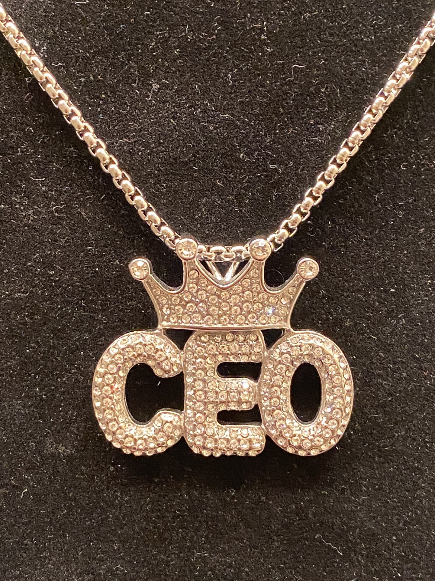 Stainless steel CEO pendant with chain