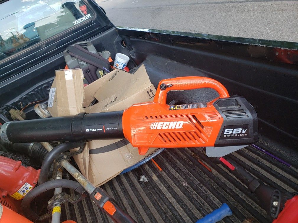 Echo Battery Powered Leaf Blower 