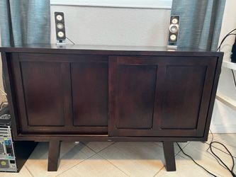 REDUCED Entertainment or Buffett stand