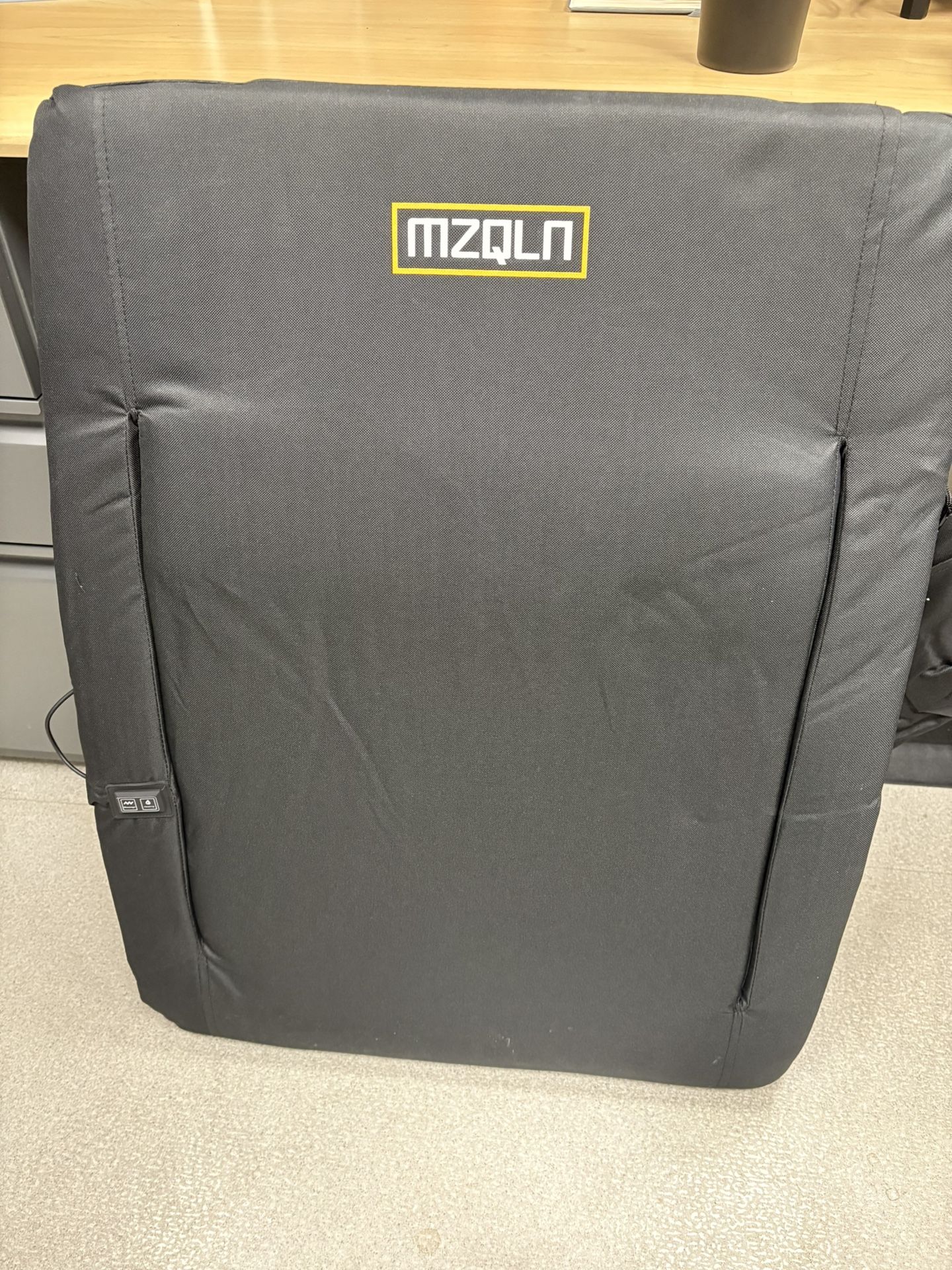 MZQLN Heated Stadium Seat Portable Brand New