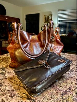 SET OF 2 Frye Hand-Burnished Melissa Tote & Vintage Envelope Clutch