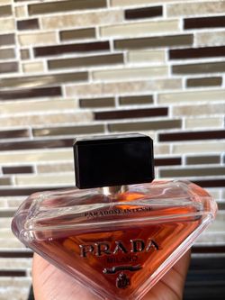 Prada paradoxe intense