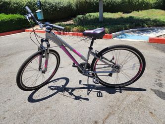 Used Schwinn Women Bike