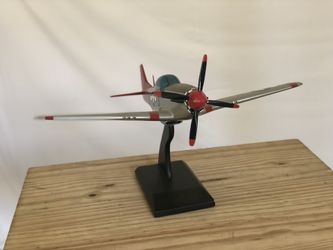 P-51D Mustang Tuskegee Red Tail Squadron