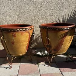 New Flower Pots Made Out Of Clay And Metal Perfect Gift 🎁 