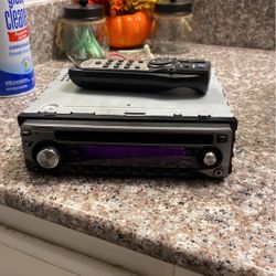Kenwood CAR RADIO with remote control
