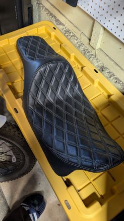 Touring seat Harley y
