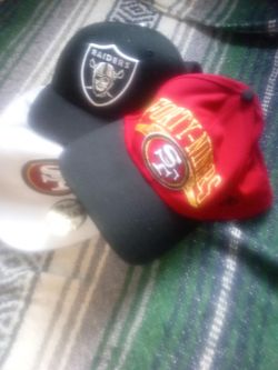 3 NFL CAPS .LIKE NEW