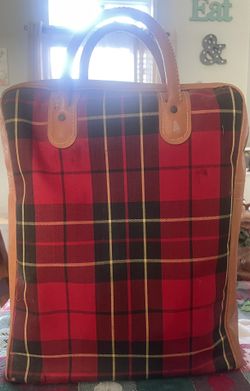 Vintage Picnic With Sandwich Container And Drink Holder