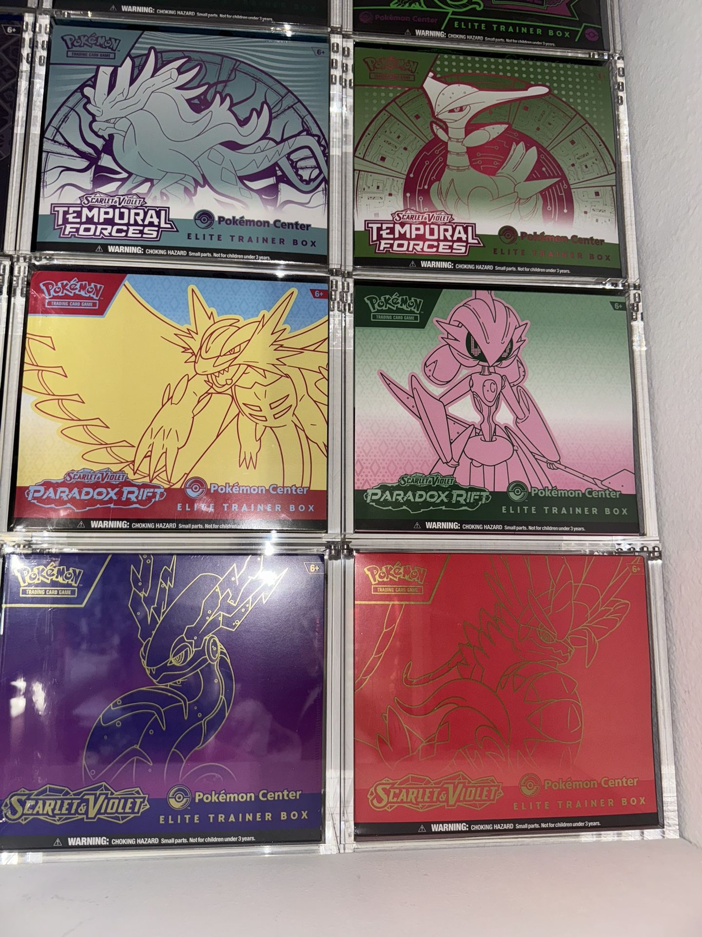 Pokemon Center Scarlet Violet, Paradox Rift ETB