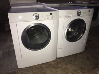 Stackable washer dryer