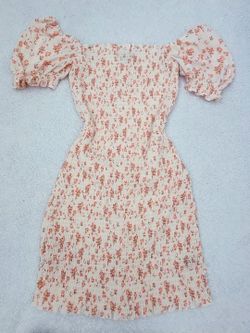 ✅️ Floral Dress On/ Off Shoulder • Size S• Great Condition• $12firm