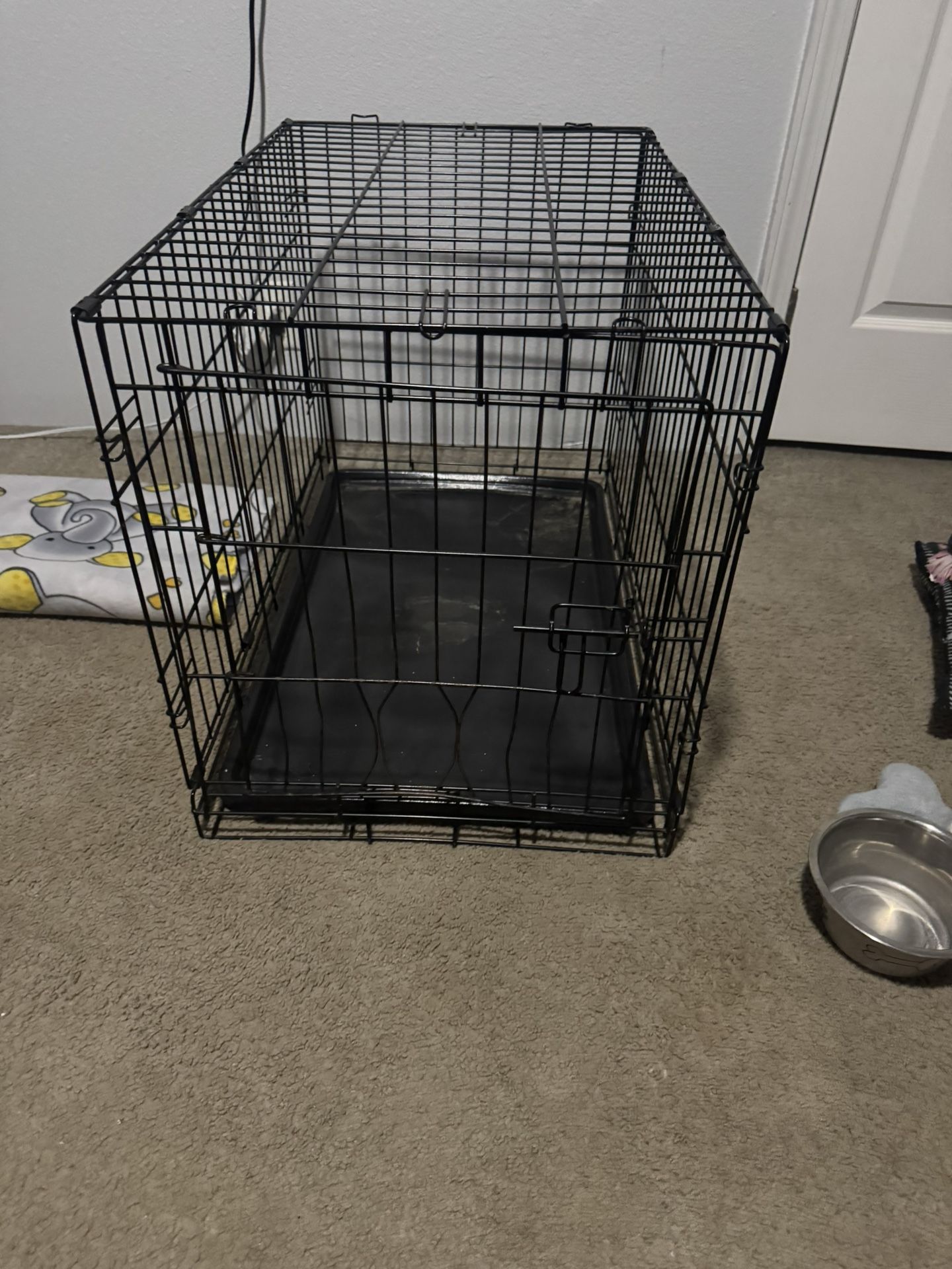 Dog cage for medium dog