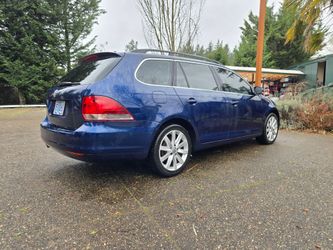 2011 Volkswagen jetta sport wagon TDI