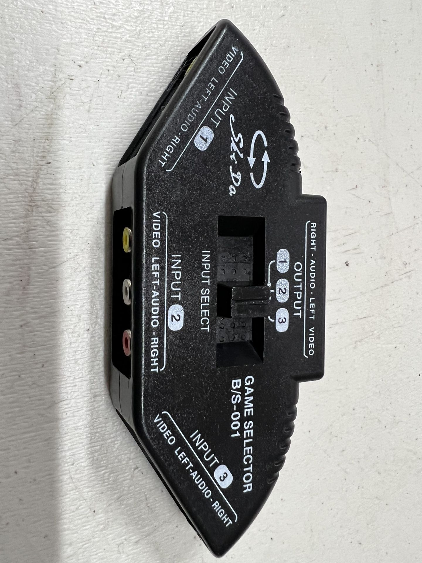 Analog 3 In/1 Out, Selector Switch Game Selector B/S-001