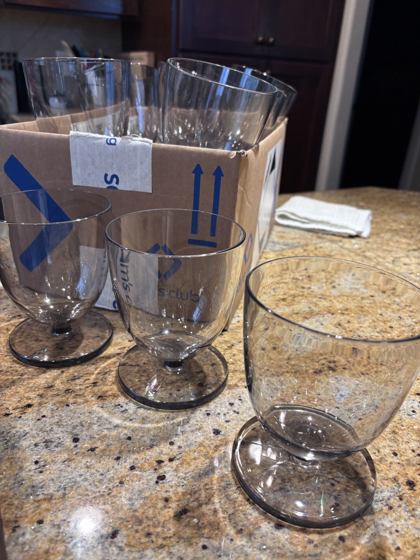 Never Used Set Of 15, Perfect For Party, Reusable Partyware