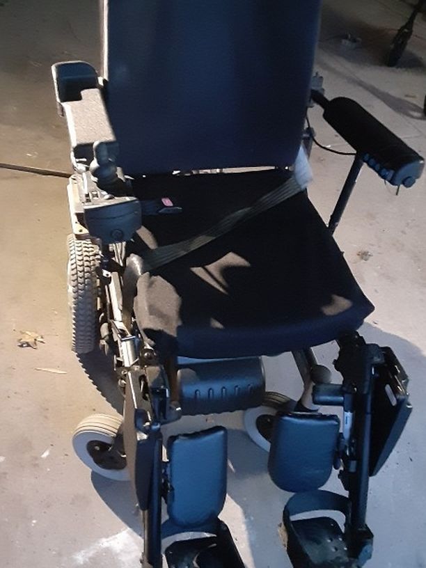 Torque 3 Power Wheel Chair With Car Lift