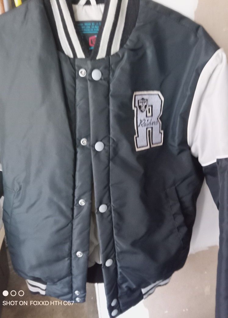 Raiders rare boys jacket size large no ware no tare great condition