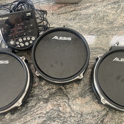 Drum set electric ALESIS DM 6 $50
