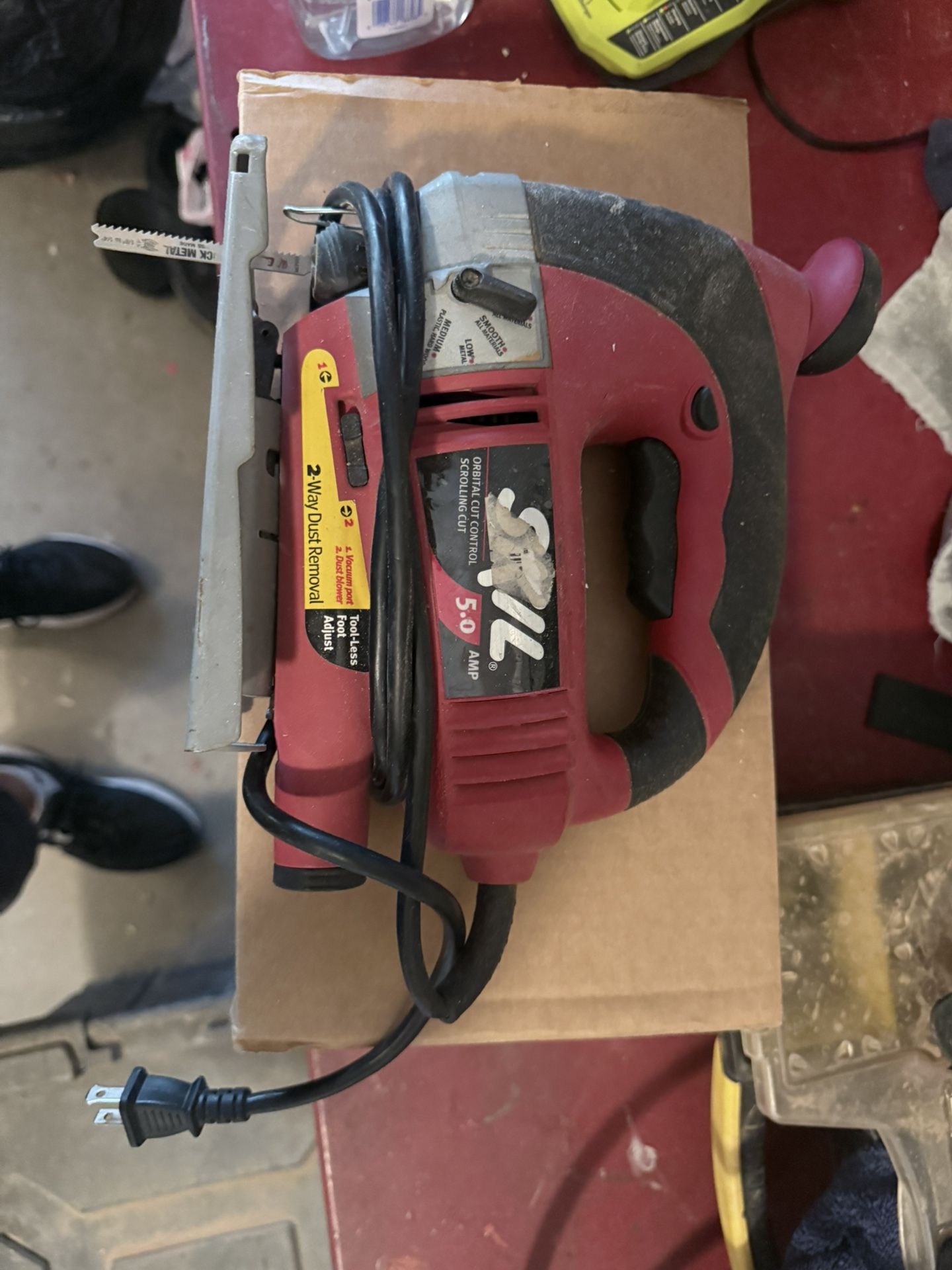 Skill jig saw
