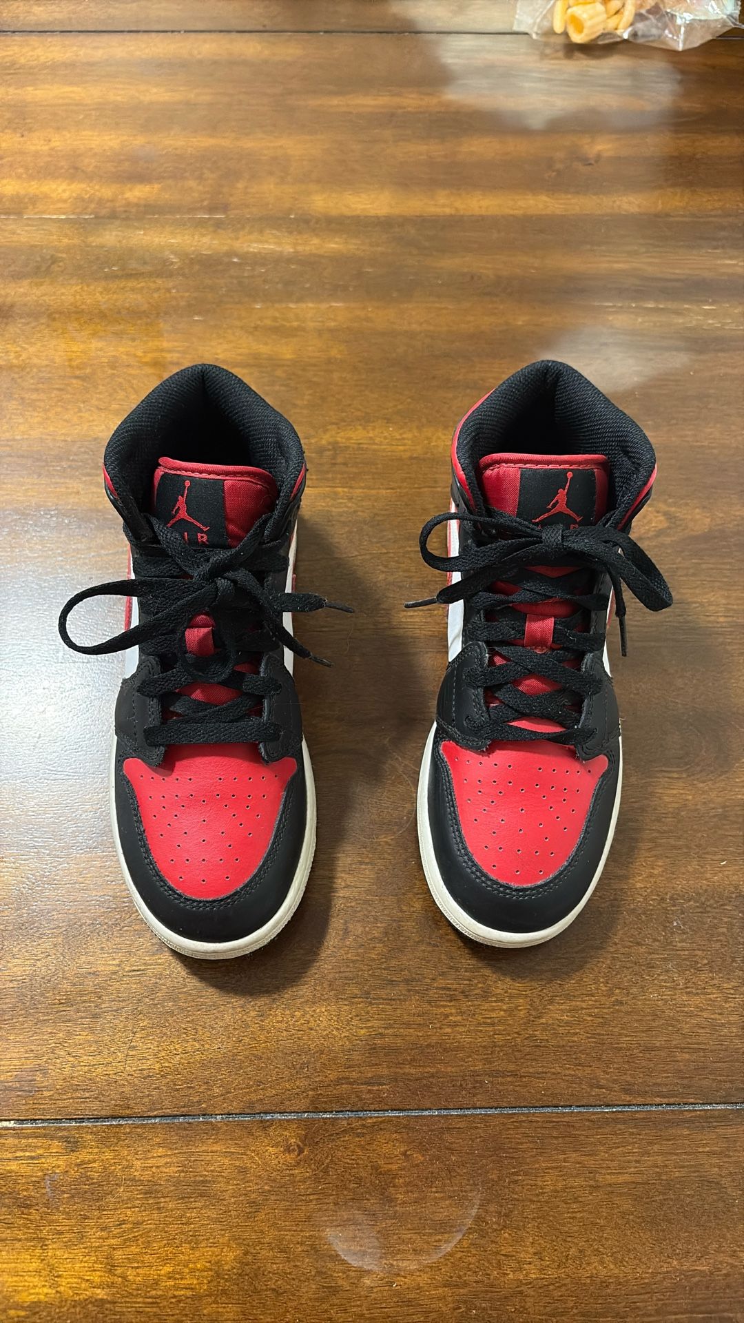 White Black Red Jordan 1 Mid