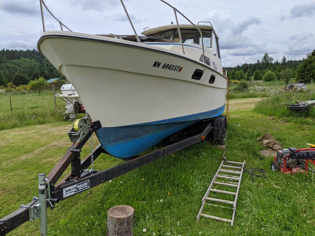 Bayliner Explorer 26-ft With Trailer