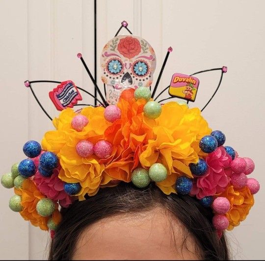 Dia De los Muertos sunburst Floral Corona